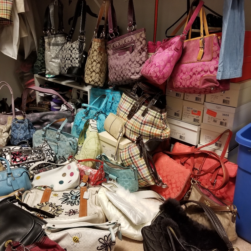 Coach - Picture 4 of 4